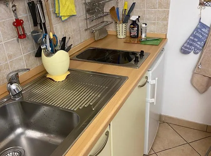 Le Mediterranee * Μεντόν