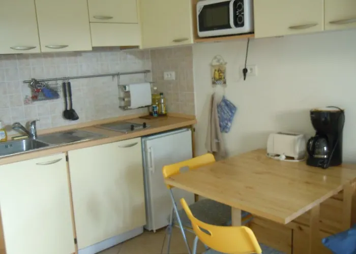 Le Mediterranee Μεντόν